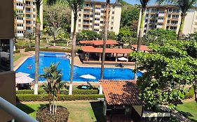 Jacó getaway, pool, beach&surf